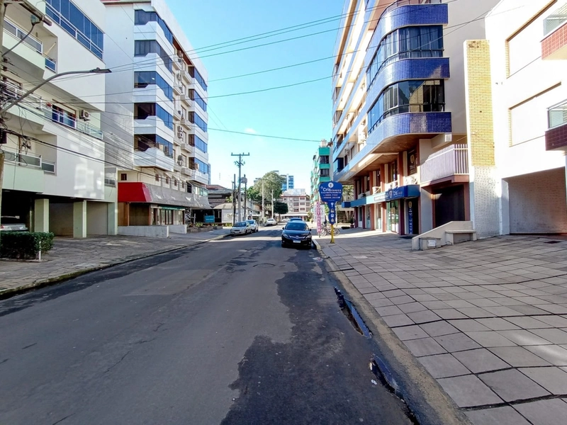 Apartamento 03 dormitórios gigante no Centro Capão da Canoa: 5ª foto da galeria de imagens do imóvel