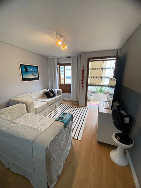 Apartamento de 2 Dormitórios sacada de frente: 8ª foto da galeria de imagens do imóvel