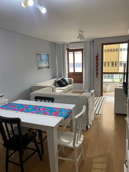 Apartamento de 2 Dormitórios sacada de frente: 7ª foto da galeria de imagens do imóvel