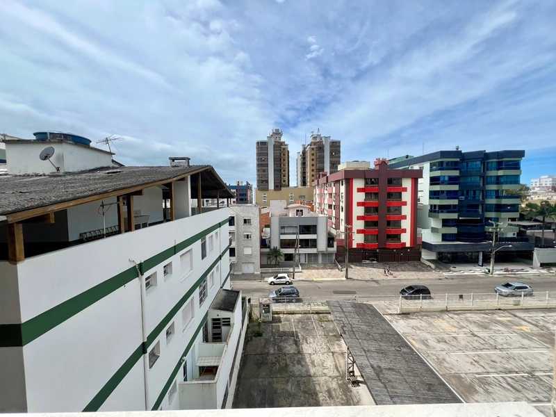 Apartamento de 2 dormitórios, centro de Capão da Canoa.: 7ª foto da galeria de imagens do imóvel