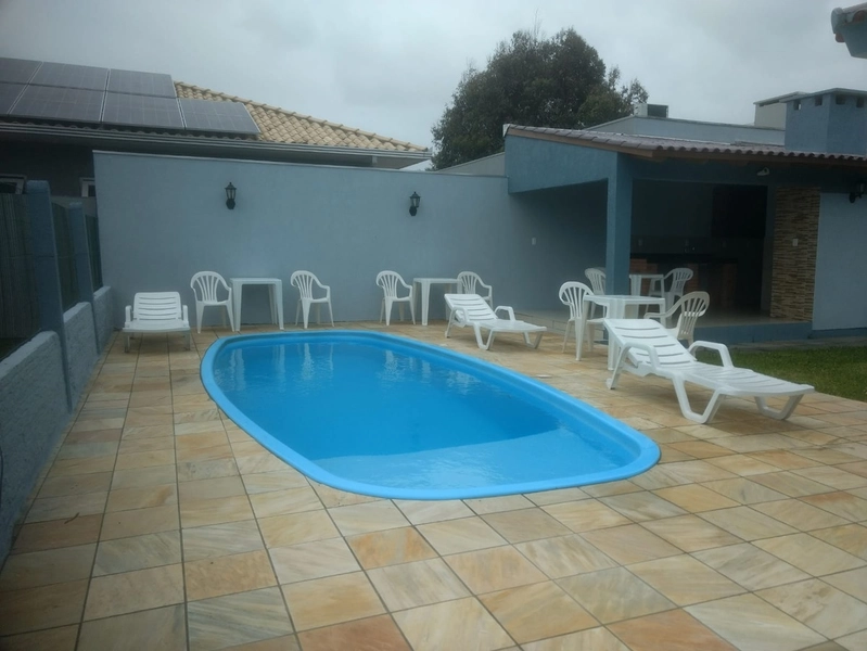 Casa 04 dormitórios sendo 02 suítes com piscina Xangri-la temporada: 5ª foto da galeria de imagens do imóvel