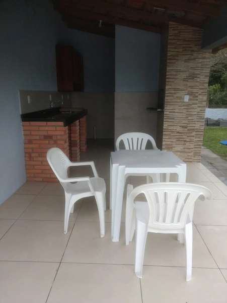 Casa 04 dormitórios sendo 02 suítes com piscina Xangri-la temporada: 11ª foto da galeria de imagens do imóvel