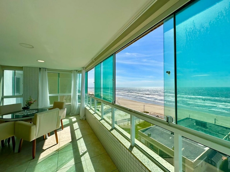 Apartamento 02 dormitórios com 02 box na Beira Mar em Capão da Canoa: 2ª foto da galeria de imagens do imóvel