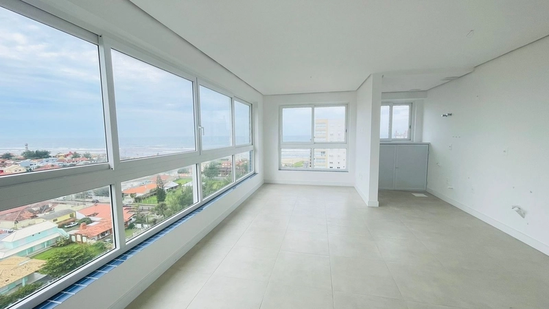 Apartamento 03 suítes, lavabo, living amplo com linda vista ara o mar: 2ª foto da galeria de imagens do imóvel