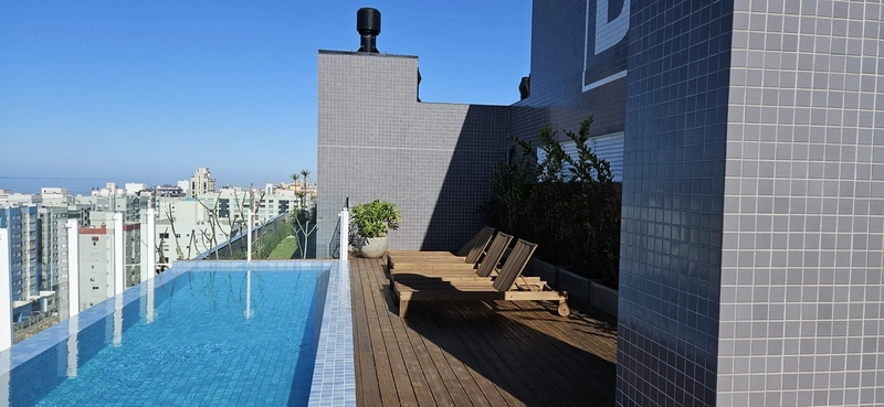 Apartamento 03 suítes, lavabo, living amplo com linda vista ara o mar: 11ª foto da galeria de imagens do imóvel