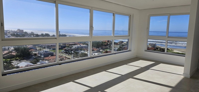 Apartamento 03 suítes, lavabo, living amplo com linda vista ara o mar: 1ª foto da galeria de imagens do imóvel