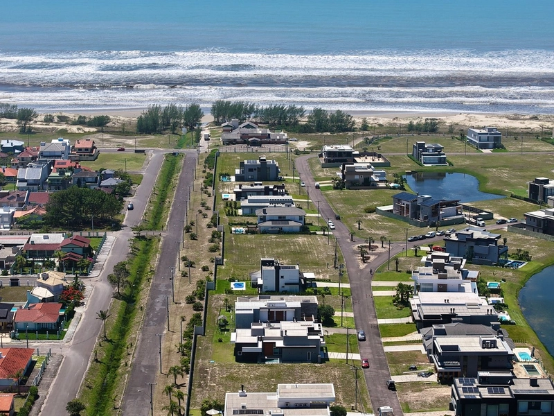 COSTA SERENA - CONDOMÍNIO A BEIRA MAR: 28ª foto da galeria de imagens do imóvel