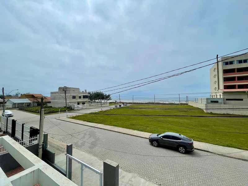 Casa 02 dormitórios sendo 01 suíte, Pé na Areia Araça Capão da Canoa: 1ª foto da galeria de imagens do imóvel