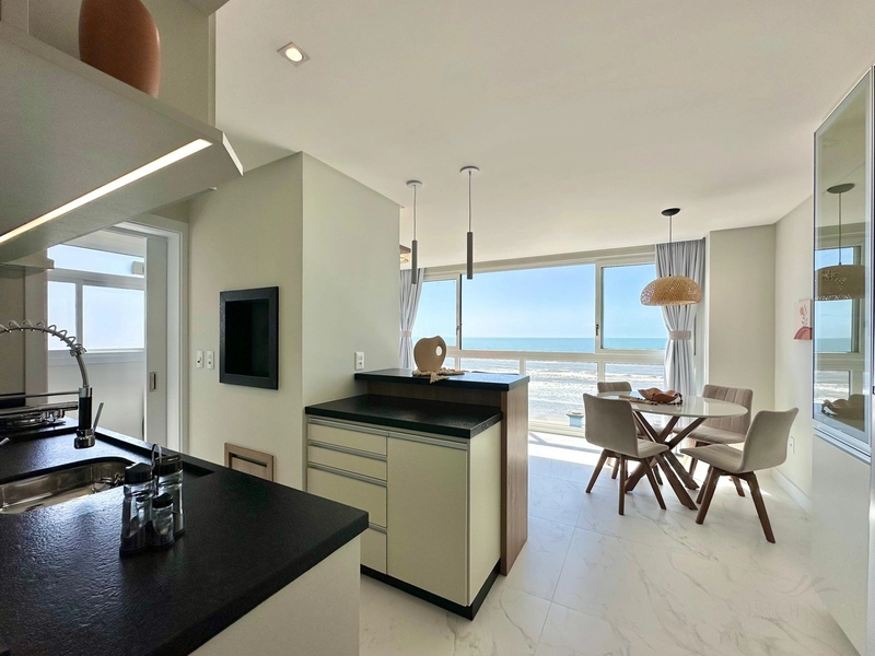 Apartamento 02 dormitórios com vista Mar em Capão da Canoa: 3ª foto da galeria de imagens do imóvel