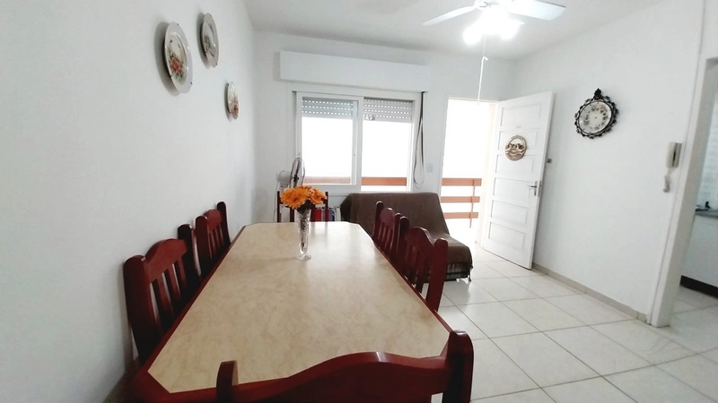 APARTAMENTO 1 DORMITÓRIO -1 QUADRA DO MAR, JUNTO À PRAÇA DA FLAVIO: 2ª foto da galeria de imagens do imóvel
