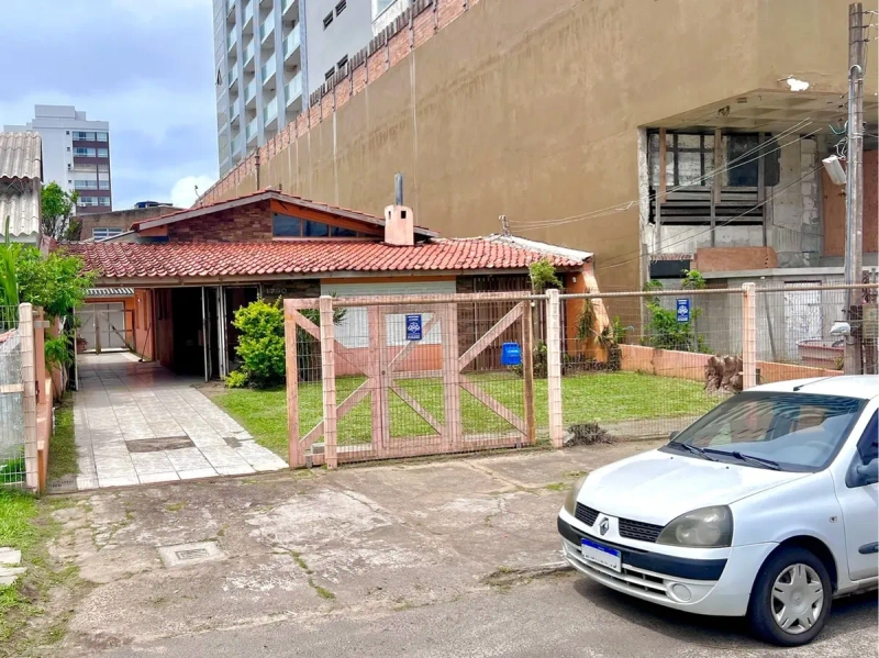 Casa Comercial no Centro de Capão da Canoa para Locação: 2ª foto da galeria de imagens do imóvel