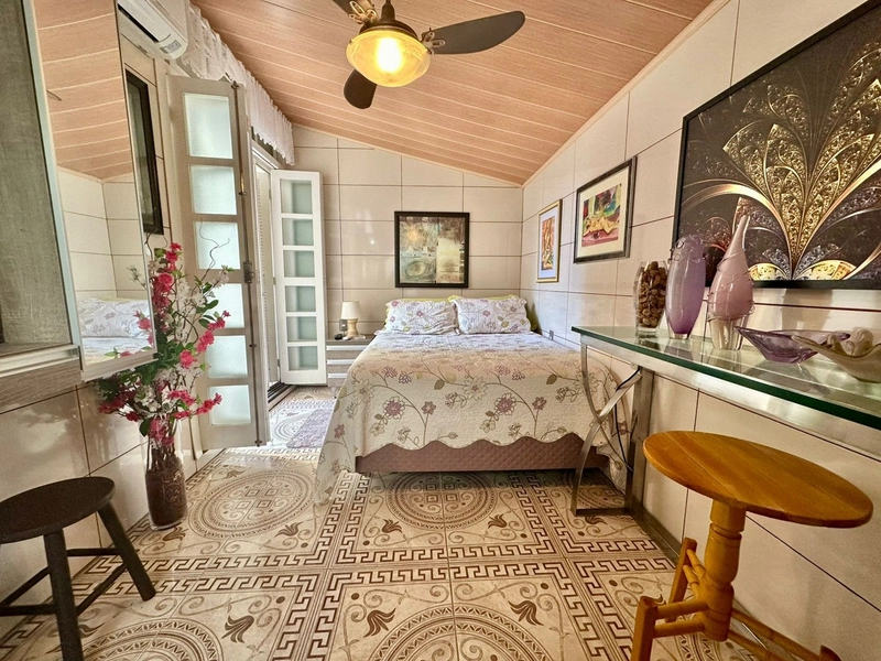 Apartamento com 2 domitórios junto a praça Flavio Boianovisk: 13ª foto da galeria de imagens do imóvel