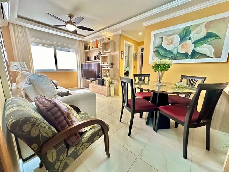 Apartamento com 2 domitórios junto a praça Flavio Boianovisk: 3ª foto da galeria de imagens do imóvel