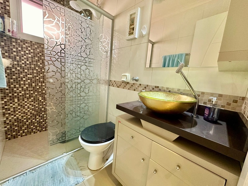 Apartamento com 2 domitórios junto a praça Flavio Boianovisk: 7ª foto da galeria de imagens do imóvel