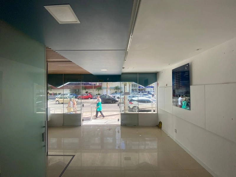 Loja comercial Avenida Ubirajara, para locação Capão da Canoa: 3ª foto da galeria de imagens do imóvel