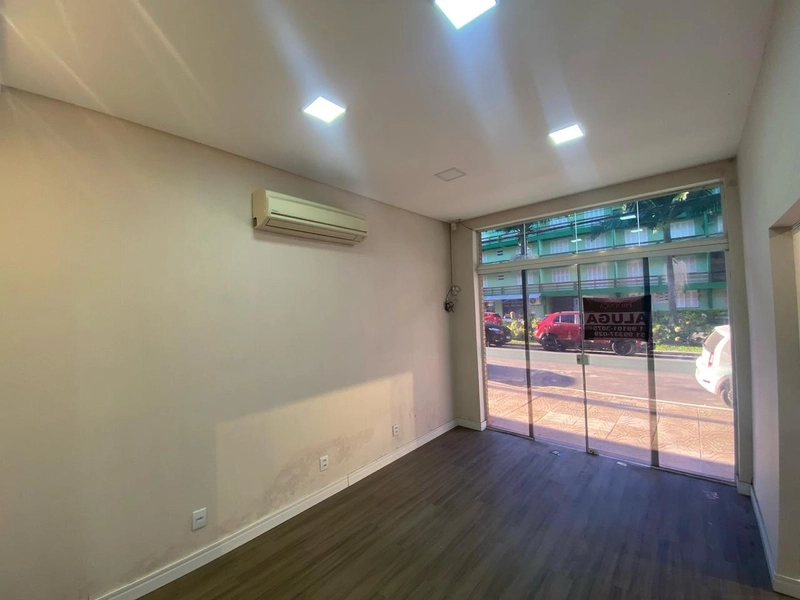 Excelente loja comercial ótima localização centro Capão da Canoa.: 13ª foto da galeria de imagens do imóvel