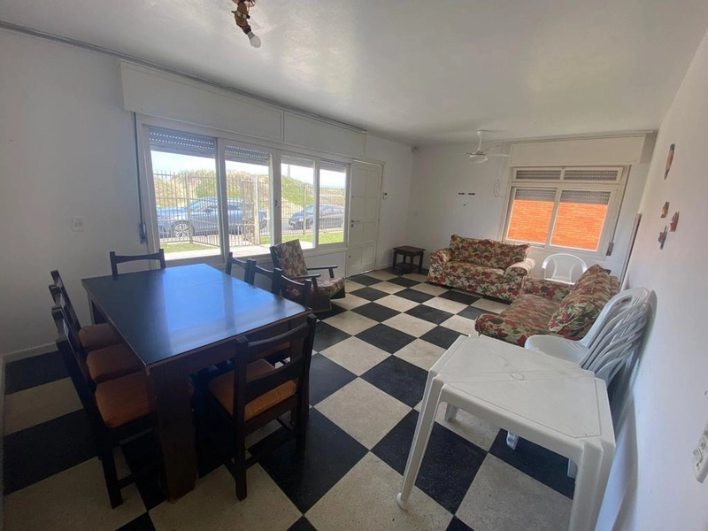 Casa Beira Mar 03 dormitórios com Anexo – Temporada em Capão da Canoa: 5ª foto da galeria de imagens do imóvel