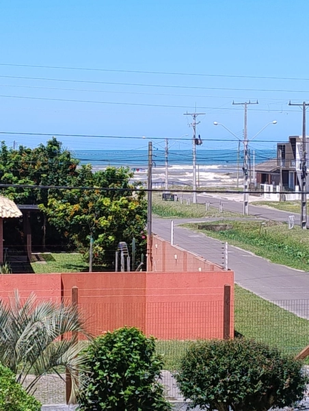 CASA 2 DORMITÓRIOS E 1 SUÍTE/ QUADRA DE BEACH/CAPÃO DA CANOA: 16ª foto da galeria de imagens do imóvel