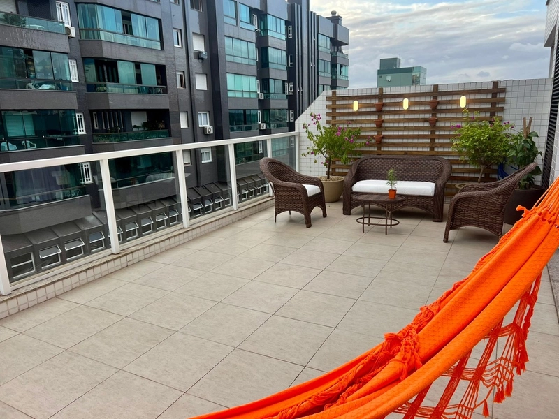 Apartamento de 1 dormitório de frente, amplo terraço, centro Capão.: 16ª foto da galeria de imagens do imóvel