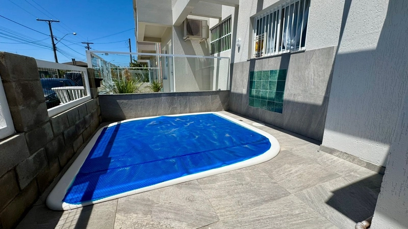 Sobrado de Esquina com Piscina no Centro de Xangrilá.: 21ª foto da galeria de imagens do imóvel