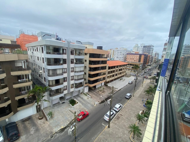 Apartamento 02 dormitórios com sacada de frente em zona nobre de Capão: 5ª foto da galeria de imagens do imóvel