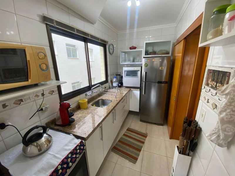 Apartamento 02 dormitórios com sacada de frente em zona nobre de Capão: 6ª foto da galeria de imagens do imóvel