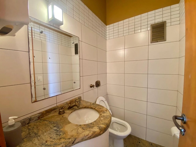 Apartamento com sacada de frente de 1 dormitório: 4ª foto da galeria de imagens do imóvel