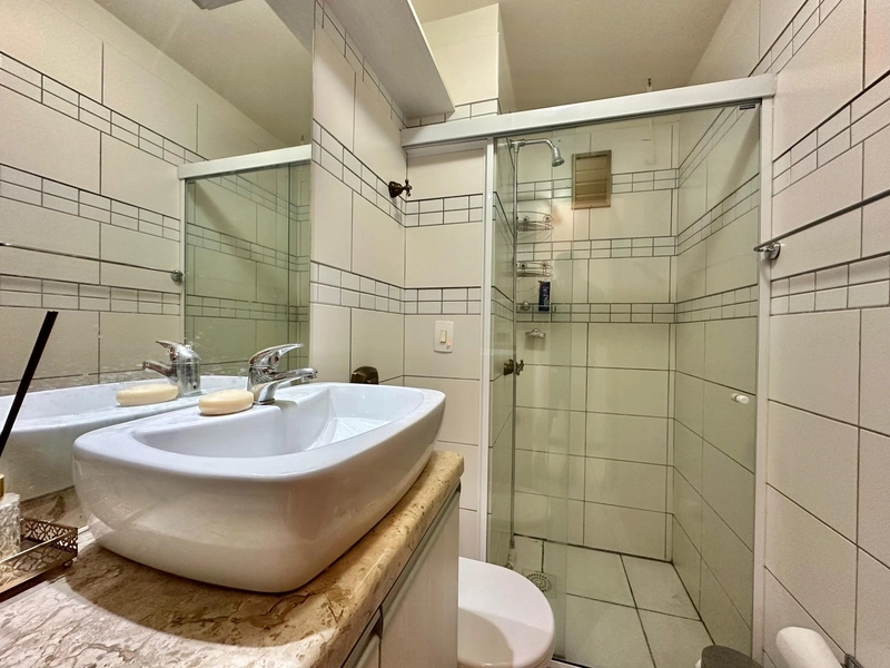 Apartamento com sacada de frente de 1 dormitório: 23ª foto da galeria de imagens do imóvel