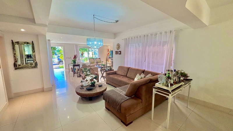 Sobrado 05 Dormitórios 02 suítes Condado de Capão Capão da Canoa: 13ª foto da galeria de imagens do imóvel