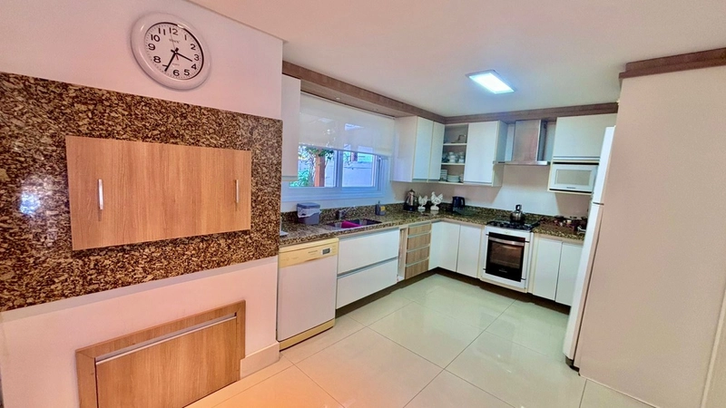 Sobrado 05 Dormitórios 02 suítes Condado de Capão Capão da Canoa: 17ª foto da galeria de imagens do imóvel