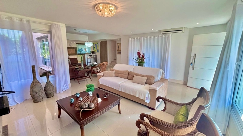 Sobrado 05 Dormitórios 02 suítes Condado de Capão Capão da Canoa: 8ª foto da galeria de imagens do imóvel