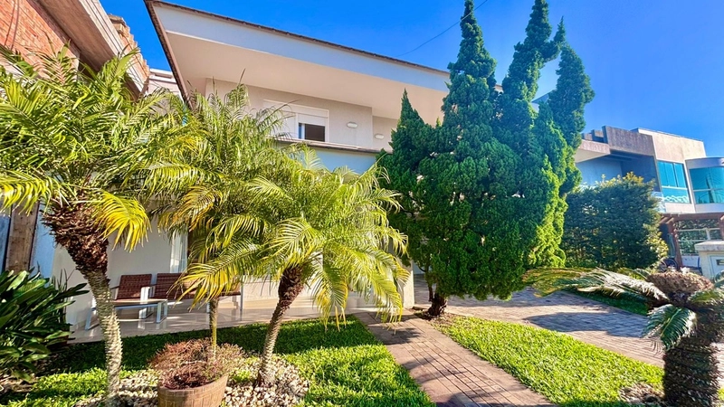 Sobrado 05 Dormitórios 02 suítes Condado de Capão Capão da Canoa