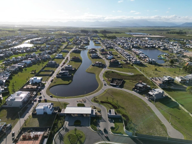 Procurando lote na praia Sunset Xangrila Centro: 18ª foto da galeria de imagens do imóvel