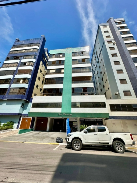 01 dormitório com box em pleno centro: 2ª foto da galeria de imagens do imóvel