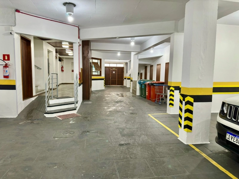 01 dormitório com box em pleno centro: 4ª foto da galeria de imagens do imóvel