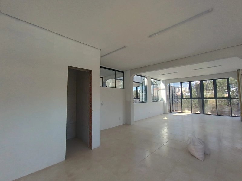 Excelente Prédio Comercial com ótima localização e fluxo de pessoas: 14ª foto da galeria de imagens do imóvel