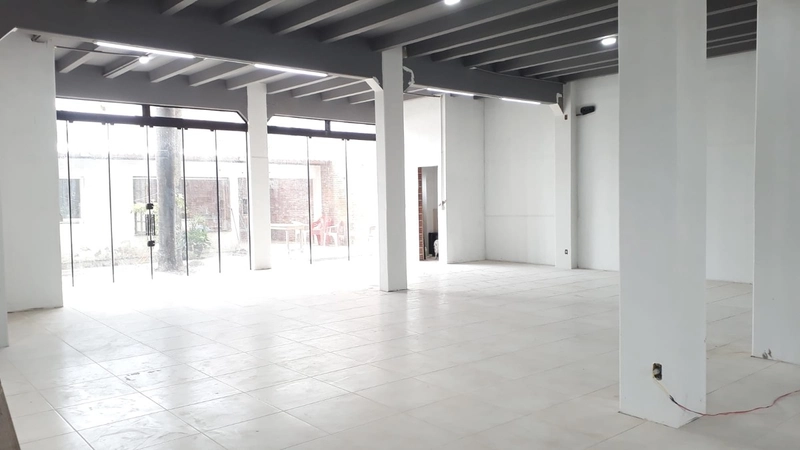 Excelente Prédio Comercial com ótima localização e fluxo de pessoas: 22ª foto da galeria de imagens do imóvel