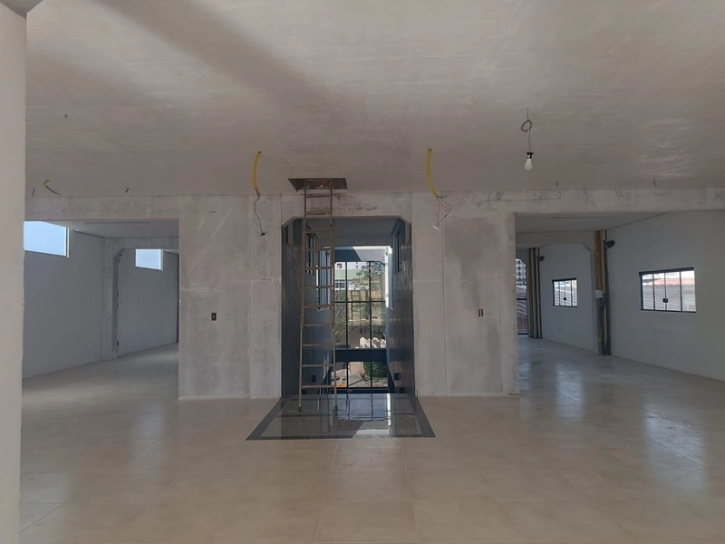 Excelente Prédio Comercial com ótima localização e fluxo de pessoas: 5ª foto da galeria de imagens do imóvel