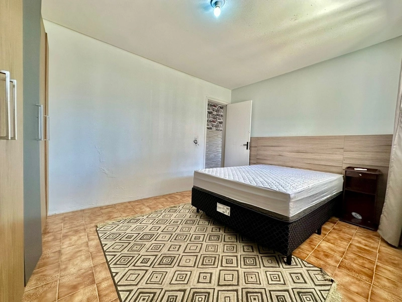 Casa amplo pátio, 02 dormitórios 01 suíte, quiosque com churrasqueira: 9ª foto da galeria de imagens do imóvel