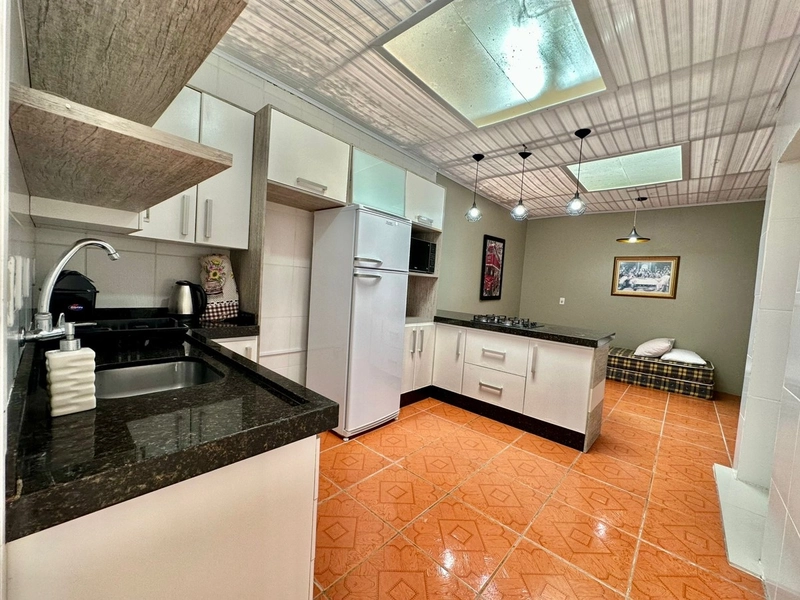 Casa amplo pátio, 02 dormitórios 01 suíte, quiosque com churrasqueira: 18ª foto da galeria de imagens do imóvel