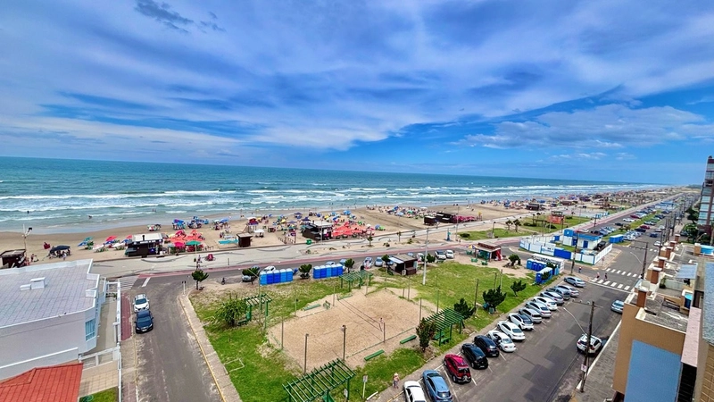 Apartamento de 2 dormitórios Mobiliado e Decorado. Frente vista mar!: 3ª foto da galeria de imagens do imóvel