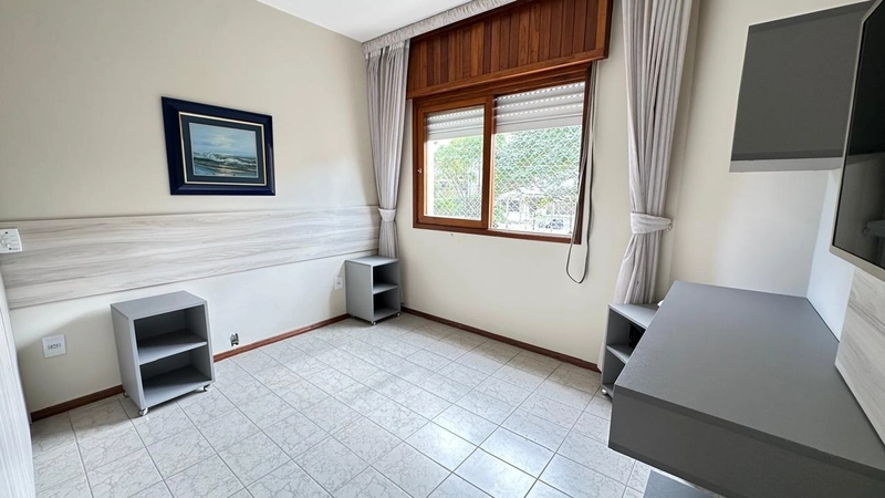 APARTAMENTO DE FRENTE PARA PRAÇA FLÁVIO BOIANOVSKI: 17ª foto da galeria de imagens do imóvel