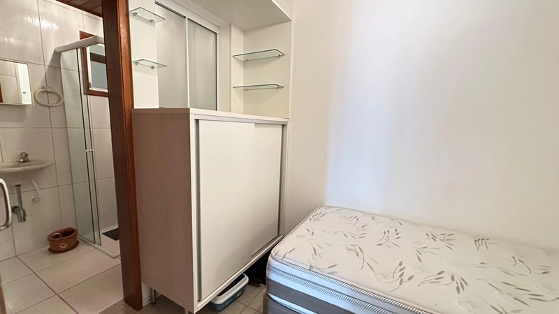 APARTAMENTO DE FRENTE PARA PRAÇA FLÁVIO BOIANOVSKI: 20ª foto da galeria de imagens do imóvel