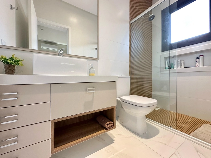 Casas em condomínio 4 suítes, centro de Xangri-lá, Quintas do Lago.: 20ª foto da galeria de imagens do imóvel