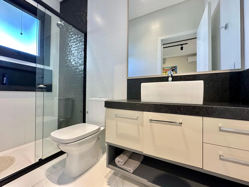 Casas em condomínio 4 suítes, centro de Xangri-lá, Quintas do Lago.: 23ª foto da galeria de imagens do imóvel