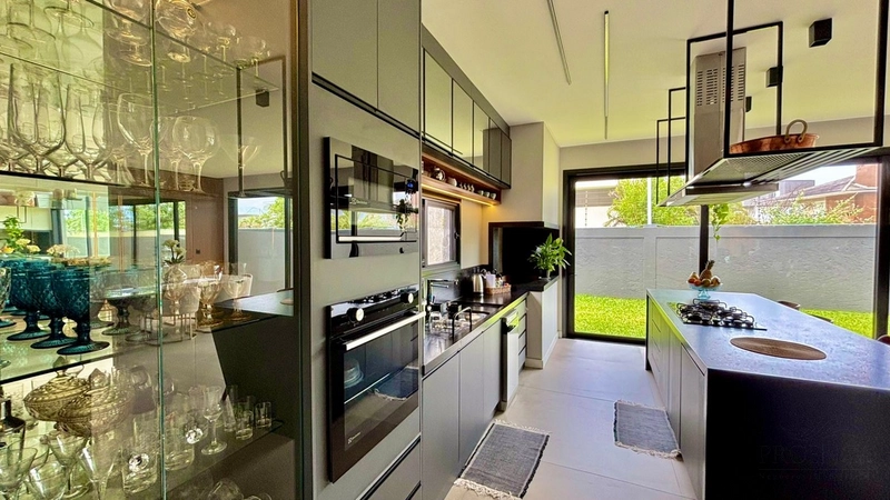 Sobrado Mobiliado 04 Suites Condomínio Sunset Xangrilá Centro: 13ª foto da galeria de imagens do imóvel