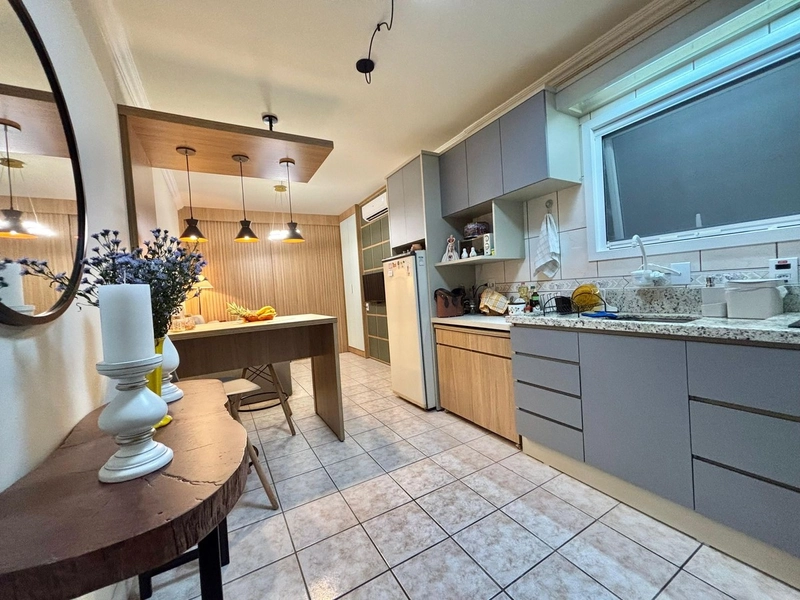 Apartamento 1 dormitório, mobiliado, box, Centro de Capão da Canoa.: 2ª foto da galeria de imagens do imóvel