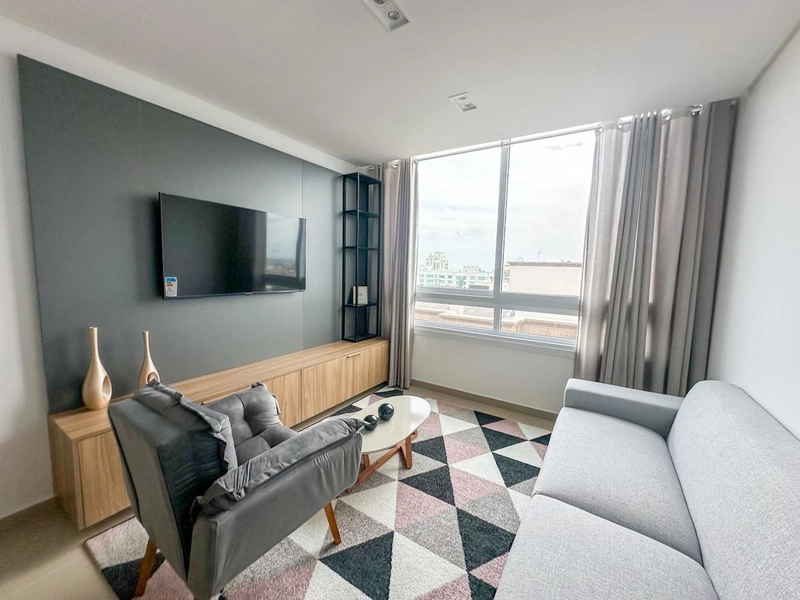 Apartamento mobiliado e decorado: 1ª foto da galeria de imagens do imóvel