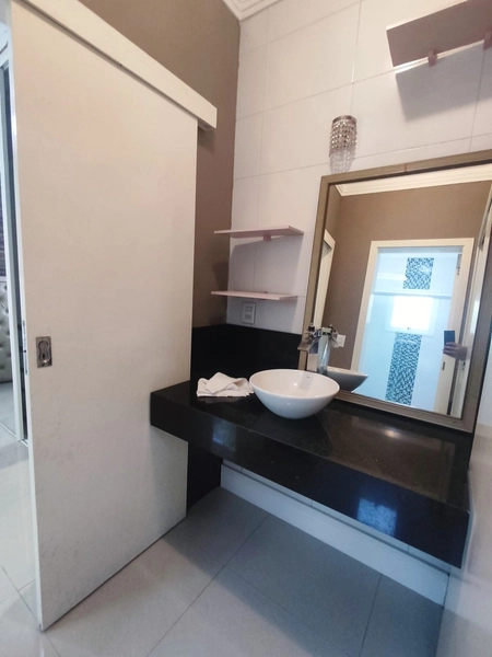Casa Térrea 4 Dormitórios Condomínio Dubai Resort: 15ª foto da galeria de imagens do imóvel