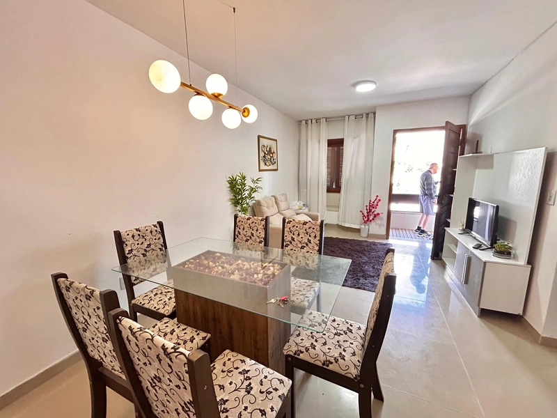 LINDO APARTAMENTO 2 DORMITORIO COM SACADA - CAPÃO DA CANOA: 2ª foto da galeria de imagens do imóvel